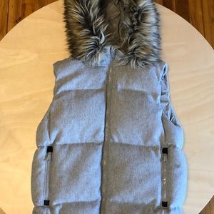 SOLD - Gap Winter Women's Puffer Vest Faux Fur